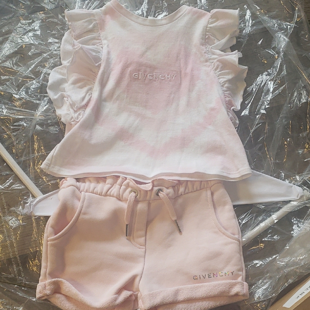 Givenchy Kids Pink Matching Set
